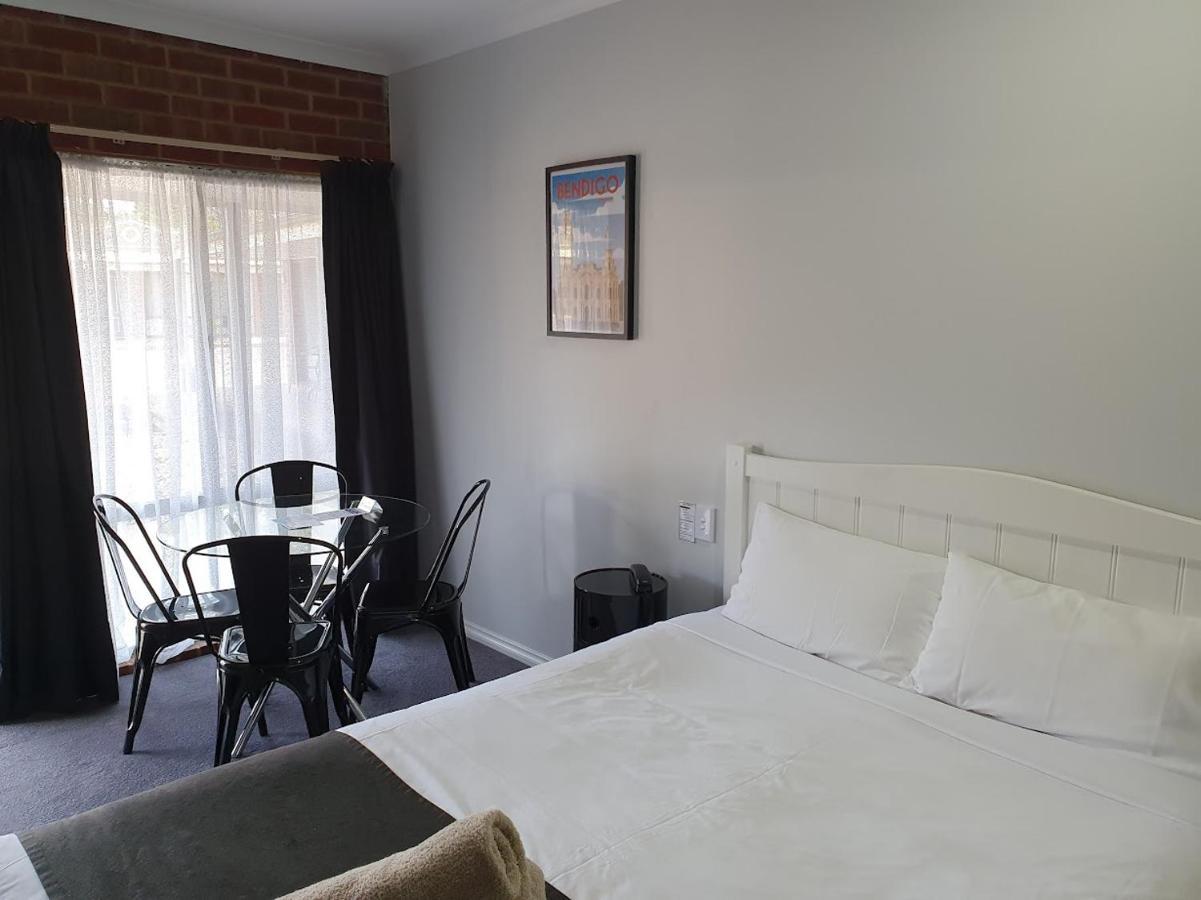 Golden Reef Motor Inn Бендиго Екстериор снимка