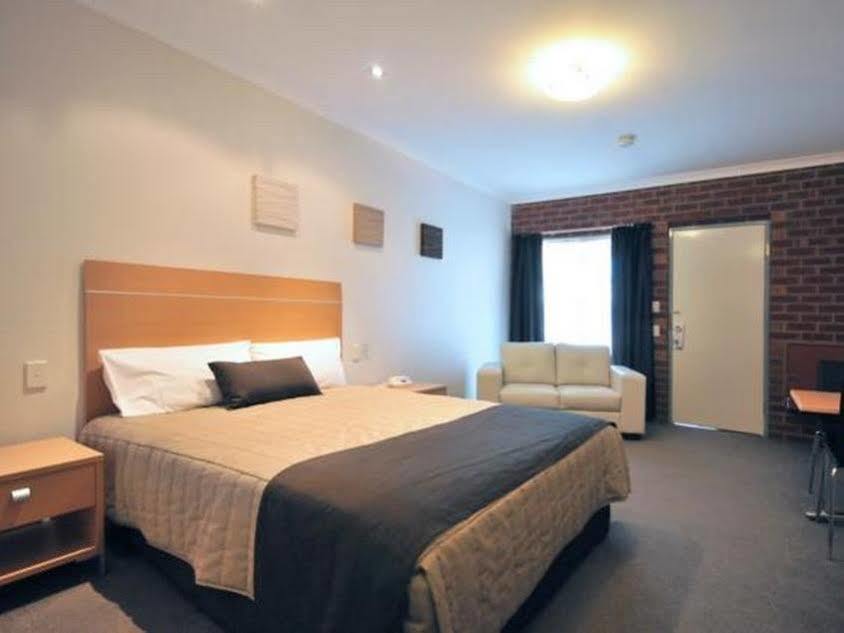 Golden Reef Motor Inn Бендиго Екстериор снимка